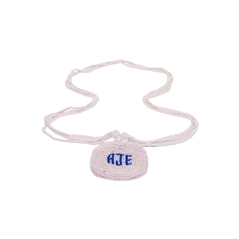 Collar Santeria con Medallon AJE (blanco)