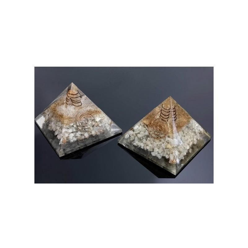 Orgon Piramide Cuarzo Cristal de Roca 9 x 9 cm